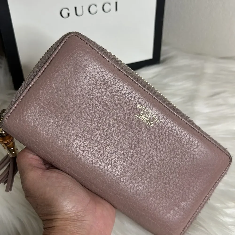 💯Authentic Gucci Zipped Leather Long Wallet🍀